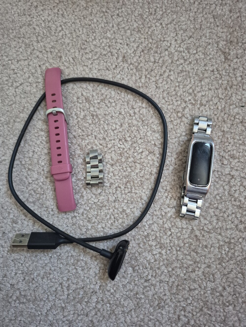 GUC Fitbit Luxe, silver stainless steel